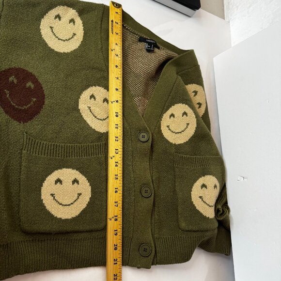 Forever 21 Women's Loose Fit Cardigan Size S Smiley Face Green Tan Jacquard Knit - Picture 8 of 8